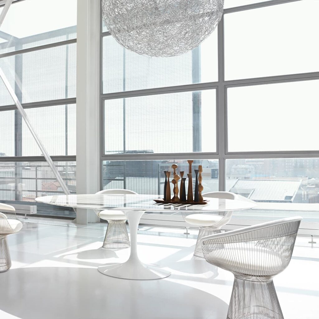 Interni now-Moodshop-BlackAndWhiteCharm-Knoll-Saarinen