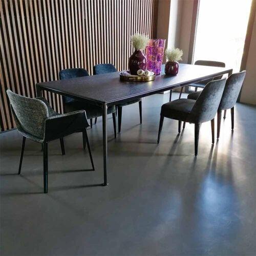 B&B Italia-Mirto-table-Interni now-Ready to ship