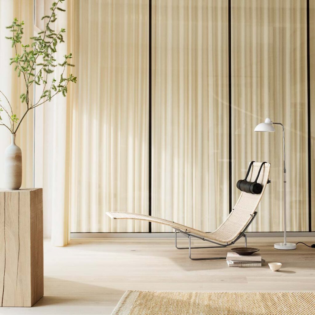 7 best indoor chaise longues-FritzHansen_PK24-Interni now